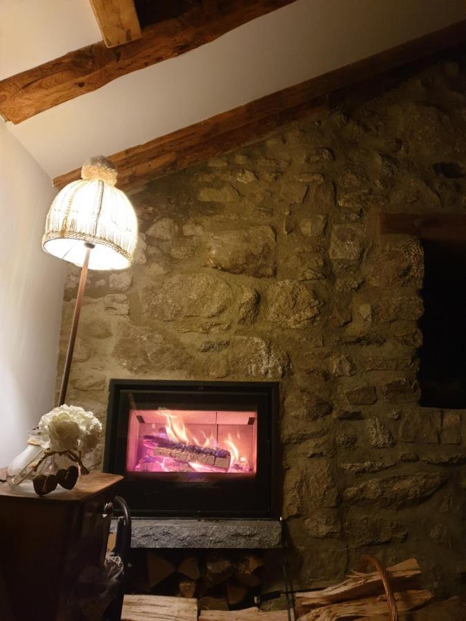 La Petite Chapelle Hotell Font-Romeu-Odeillo-Via Eksteriør bilde